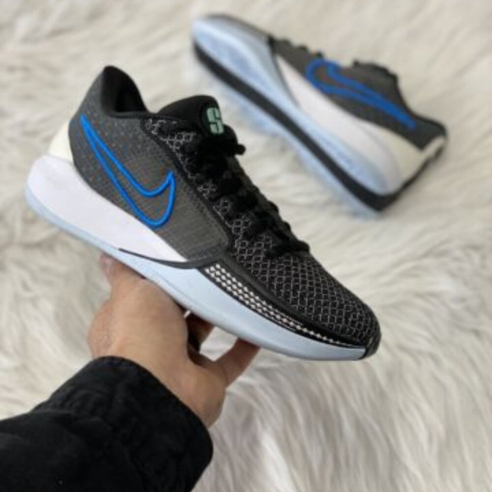 Nike Sabrina 1 Low Womens Basketball Shoes Black FQ3381-001 VNDS Size 6